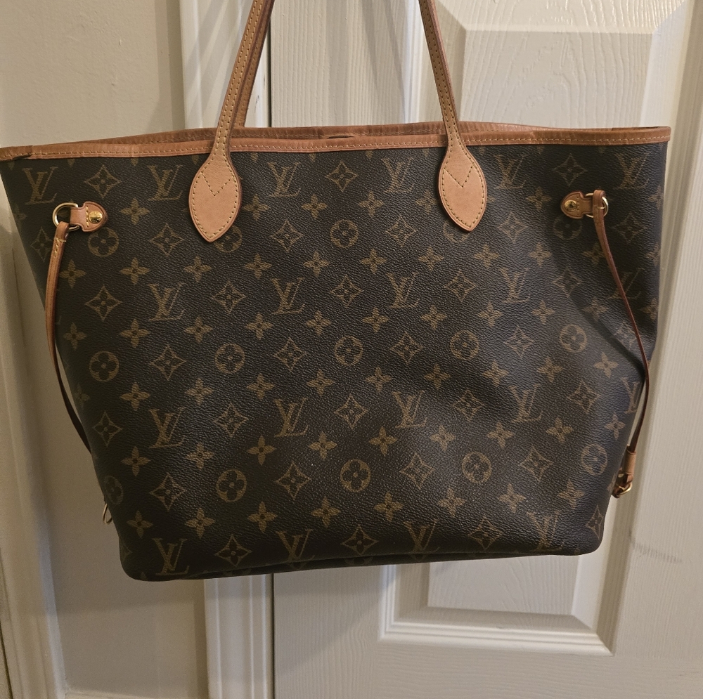 Louis Vuitton Monogram Tote Bag